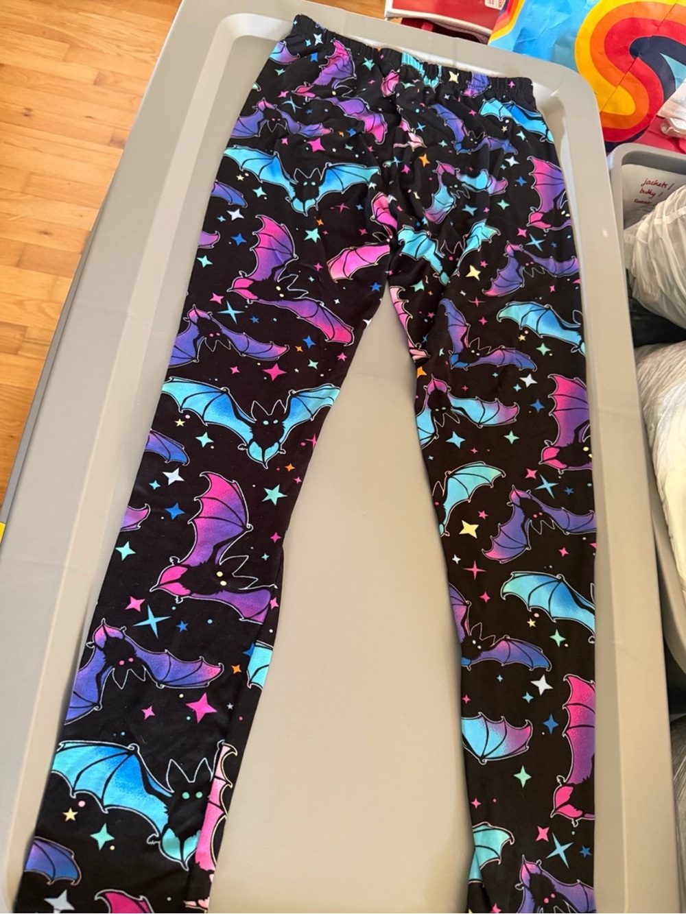 ROMWE Black Leggings with Neon Bat Print